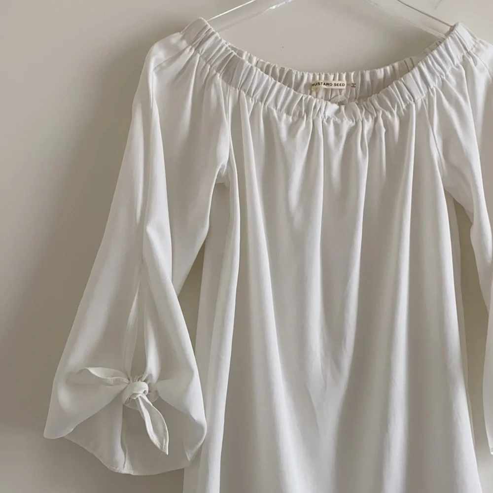 *NWOT* Mustard Seed 3/4 Sleeve Off-Shoulder Blouse - Picture 12 of 15